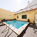 شقة Chiado Gem Private Pool & Patio Retreat *