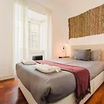 شقة Chiado Gem Private Pool & Patio Retreat Lisboa