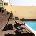 Chiado Gem Private Pool & Patio Retreat شقة Lisboa