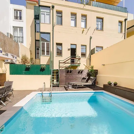 Chiado Gem Private Pool & Patio Retreat Lejlighed