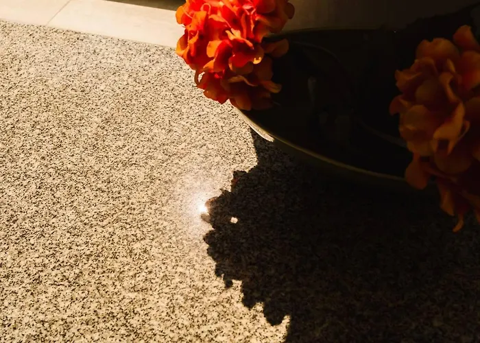 Chiado Gem Private Pool & Patio Retreat Apartment Lissabon