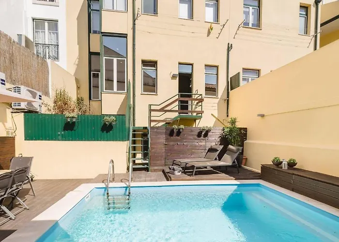 Chiado Gem Private Pool & Patio Retreat דירה