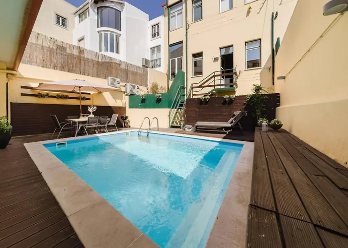 דירה Chiado Gem Private Pool & Patio Retreat
