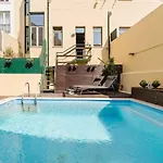 Apartamento Chiado Gem Private Pool & Patio Retreat Lisboa