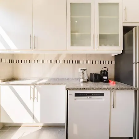 アパート Private Pool, Sleeps 10, *