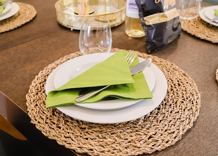 Chiado Gem Private Pool & Patio Retreat Lizbona