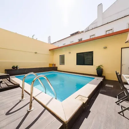 Διαμέρισμα Chiado Gem Private Pool & Patio Retreat *