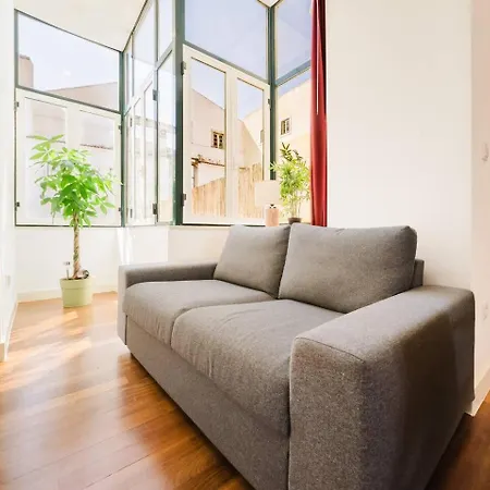 Διαμέρισμα Chiado Gem Private Pool & Patio Retreat